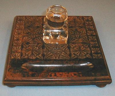 Inkstand